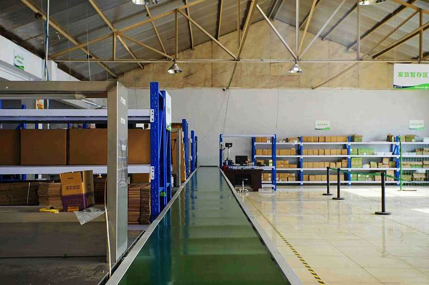 xingkong.comAGV无人叉车运行效率高、准确性高